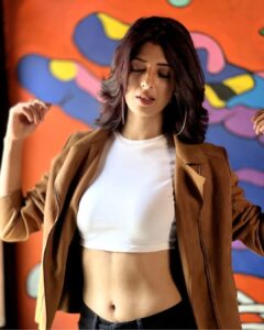 Aishwarya Sakhuja Instagram - In competition with myself, cz that's what growth is! 
.
.
📍: @truetrammtrunk 
.
.
#fyp #fashiongram #photooftheday #ootd #instagood #instamood #instadaily #aishwaryasakhuja
