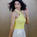 Aishwarya Sakhuja Instagram - My favourite colour is Sunshine ☀️ . . 📍: @byou.in . . #sunshine #yellow #ootd #fashionista #fashiongram #fyp #instamood #instagood #instadaily #aishwaryasakhuja