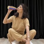 Aishwarya Sakhuja Instagram - Relax. Hydrate. Repeat... My mantra for all summers! . . 👕: @chkokko 📍: @byou.in . . #hydrate #summers #water #photooftheday #fyp #instagood #instamood #instadaily #aishwaryasakhuja