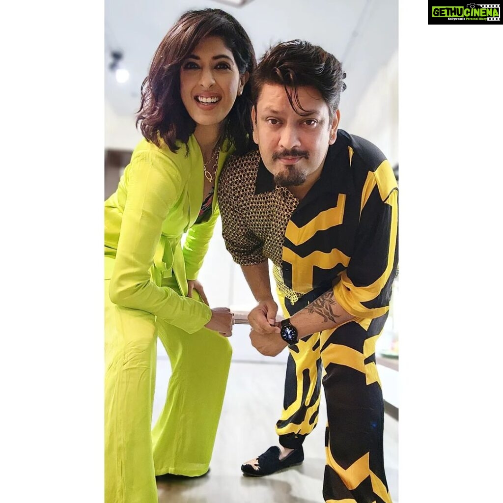Aishwarya Sakhuja Instagram - Happy colours turn us into a happy duo... Outfits by @labelshivaninirupam @rohitnag9 #rohitaishwarya #couplegoals #happycolors #stylefashion #neon #rohitash #roash #aishwaryasakhuja #rohitnag #stylemeup