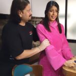 Aishwarya Sakhuja Instagram - Diabetes as a disorder may affect you alone but you need your family to stand strong through it all to understand the challenges faced by one on everyday basis. From sugar levels spiking to falling miserably low if you got even one person understand it all half the battle is won. @rohitnag9 you have always been there to hold my hand and get me standing on my feet everytime I fall. Thankyou for making this rollercoaster ride of HIGHS AND LOWS a lil less challenging and a lot more fun . . #couple #couplereels #comedy #comedyreels #diabetes #type1diabetes #reels #reelkarofeelkaro #reelitfeelit #reelsinstagram #aishwaryasakhuja #rohitnag #RoAsh