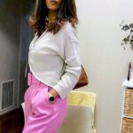 Aishwarya Sakhuja Instagram - Winter ready ✨ . . #grwm #winter #winteroutfit #winterwear #winterfashion #weekend #weekendvibes #feelitreelit #feelkaroreelkaro #aishwaryasakhuja