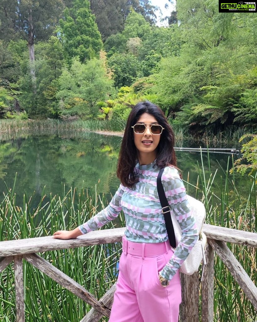 Aishwarya Sakhuja Instagram - Living the memories! 🫶🏻 . . #melbourne #melbournelife #travel #journey #trip #vacation #vacaymode #vacayvibes #goodtimes #goodvibes #touristythings #aishwaryasakhuja