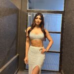 Akanksha Puri Instagram - Sharing some unedited pictures from my recent favourite look ❤️🤩 . . . #style #fashion #iiftaawards #fitness #picoftheday #photooftheday #goodvibes #ootd #prettygirls #music #beingme #akankshapuri #❤️ Styled by @style_byhetvigindra @hetvigindra Outfit @leaclothingco Jewellery @the_jewel_gallery Assisted by @shalu_jaiswani
