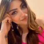 Akanksha Puri Instagram - Kahani Suno 🤩❤️ . . #reels #reelitfeelit #reelsinstagram #instagood #music #video #trending #love #beingme #akankshapuri #❤️