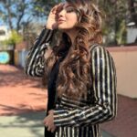 Akanksha Puri Instagram - Love being kissed 💋 #sunkissed !! . . Hairstylist @siddhi_hairstylist Makeup Artist @avinash364 . #picoftheday #photooftheday #sunkissed #fun #fashion #style #love #life #smile #beingme #akankshapuri #❤️ Indore, India