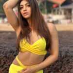 Akanksha Puri Instagram - Being that Mermaid who is looking for her Prince 🤴 ❤️ . . #beach #bikini #sunkissed #sunset #love #fashion #style #instagram #instagood #photooftheday #picoftheday #ootd #love #smile #beingme #akankshapuri #❤️