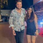 Akanksha Puri Instagram - Friends are the family we choose for ourselves ❤️ Thanks for always being there Virral 🤩 #friendslikefamily @veermotani ☺️🤗 . #reels #reelsinstagram #reelitfeelit #instagood #instagram #goodvibes #friendsforever #viralmotani #akankshapuri #❤️