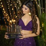 Akanksha Puri Instagram - Weekend vibes ✨ . Pic credit @lsd_production_official Styled by @style_byhetvigindra @hetvigindra Outfit @labelnityabajaj Jewellery @GoldenByRee Jewellery PR @mediatribein #mostpopularface #awards #weekend #weekendvibes #picoftheday #photooftheday #photography #globalfameawards #ootd #style #fashion #love #smile #beauty #beingme #akankshapuri #❤️ Novotel Mumbai Juhu Beach