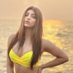 Akanksha Puri Instagram - The Sky is putting up a Show …..#Sunset ❤️ . . #sunset #sunkissed #beach #water #bikini #goldenhour #beauty #beingme #happy #dmole #photooftheday #picoftheday #fashion #style #instagood #instagram #beingme #akankshapuri #💋