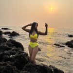 Akanksha Puri Instagram - Sunkissed where the waves are kissing my feet ❤️💕 . . #sunset #sunkissed #waves #beach #love #bikini #picoftheday #photooftheday #life #fashion #style #fitness #smile #beingme #akankshapuri #❤️