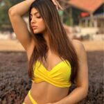 Akanksha Puri Instagram - Being that Mermaid who is looking for her Prince 🤴 ❤️ . . #beach #bikini #sunkissed #sunset #love #fashion #style #instagram #instagood #photooftheday #picoftheday #ootd #love #smile #beingme #akankshapuri #❤️