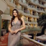 Akanksha Puri Instagram - Fearless & Fabulous 🔥❤️ . . #morning #morningpost #ootd #instagram #instagood #life #picoftheday #photooftheday #photography #fashion #style #awards #moststylishactress #beingme #akankshapuri #❤️ Captured by 📸 @lsd.photography.official