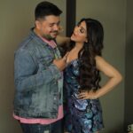 Akanksha Puri Instagram - Hands in Hand or miles apart, Siblings are connected by Heart ❤️ #sisterbrotherlove 💕 . . With my brother Amitesh Puri @amihighonlife ❗️