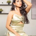 Akansha Chamola Instagram – Happy weekend Instafam💕

📸 @artographybysagar 
Hmua @nikksmakeupartist  @nikksmua 
.
.
.
.
.
.
.
.
.
.
.
.
.
.
.
.
.
.
.

#reels #trendingreels #instamood #funnyreels #reelkarofeelkaro #fashionreels #instahair #instafashion #instalook #instamakeup #photoshootideas #lookbook #fashiongram #curvyfashion #curvyconfidence #curvesarebeautiful