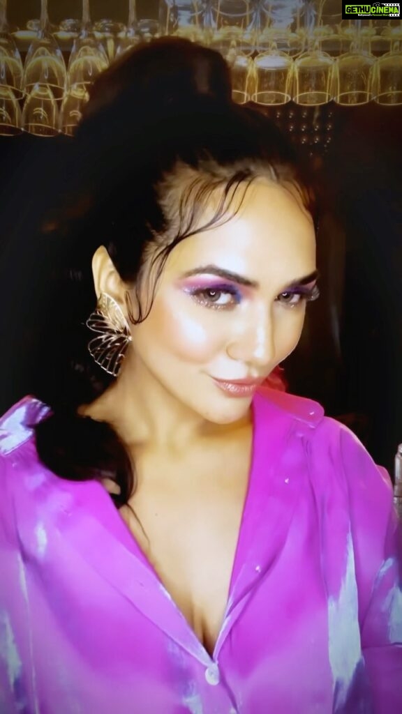 Akansha Chamola Instagram - 💜 Signing off ………. . . . . . . . . . . . . . . . . . . . . . . . . . #reelsinstagram #makeuptransformation #makeuptransition #transitionreels #glowup #reelsideas #reelsexplore #trending #gimmemore #britneyspears #reelsindia #reelkarofeelkaro