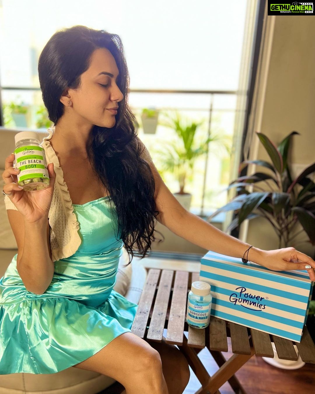 Akansha Chamola Instagram - Regular shoots and hectic schedule has made it impossible for me to have proper diet and essential nutrients to fullfill my body's need. @power_gummies To be fit and look great is what i always aim for and i started using Power Gummies Vitamins for Hair &Nails and Beach Body Gummies for overall nutritional fullfiment and I am very satisfied with the results My Skin started to feel Alive and Hair fall was reduced . Also that's not it, Beach Body helped me with my weight management and Bloating issues . Taking 2 gummies from both variant in a day has helped me a lot.✨ Shop now at www.powergummies.com Also available on Amazon, Nykaa, Purplle #powergummies #vitamins #90dayschallenge #fitness #haircare #2gummiesaday #gummies #vegan #gelatinfree #glutenfree #tasty #healthsupplements #healthylifestyle #selfcare #skincare #hairfood #skinfood