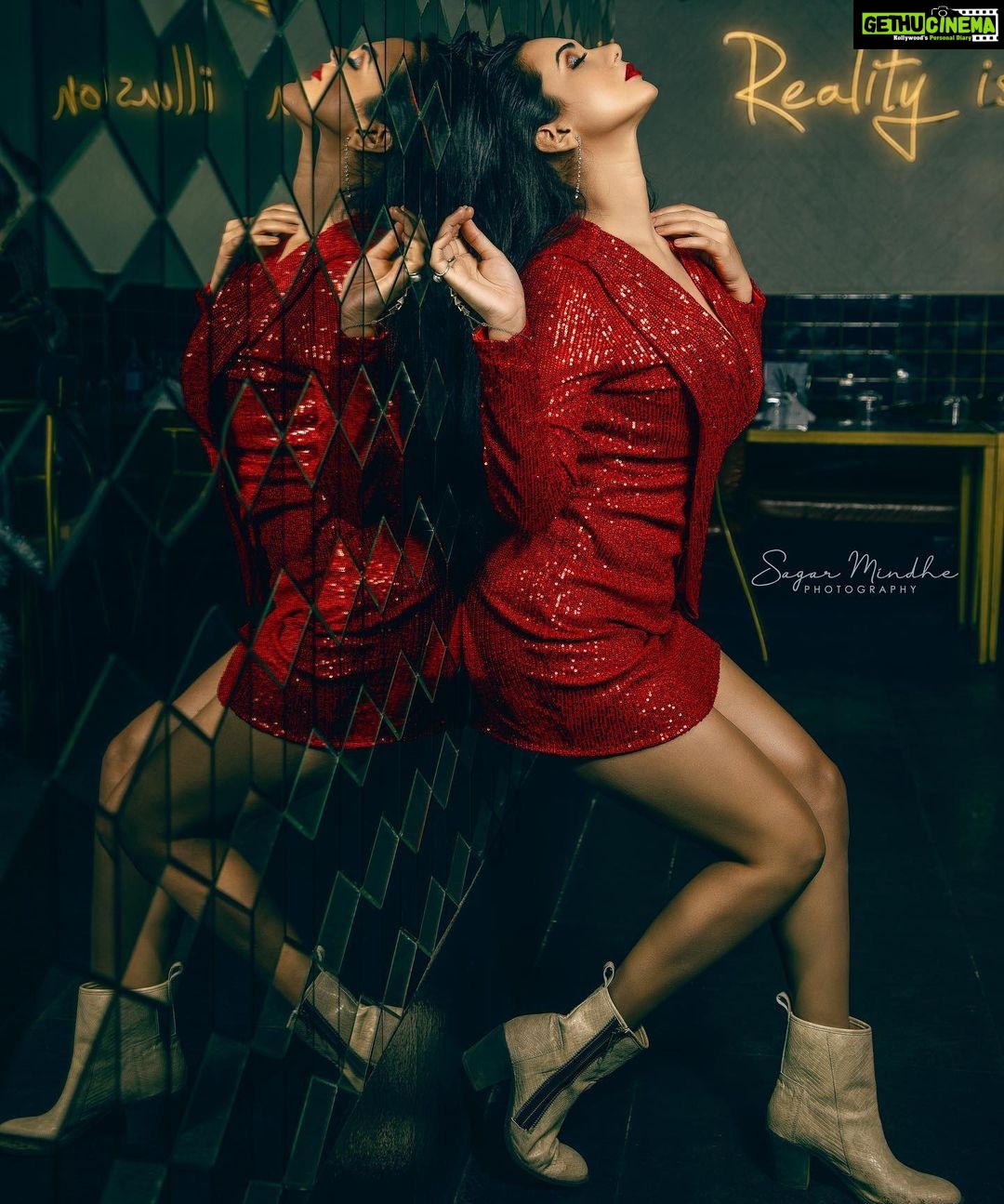 Akansha Chamola Instagram - weekend vibes💋 👡 @pepitoesfootwear Location : @invisiblegastronomybar @anishbhadech 📸 @artographybysagar asst. 📸 @me_photowala_shyam HMUA @nikksmua @nikksmakeupartist styled by @styledby_niral . . . . . . . . . . . . . . . . . . . . . . . #photoshootideas #fashionpost #fashionphotography #styleinspo #photoshoot #lookbook #stylediary #trending #prettygirls #prettylittleliars #sassygirl #portraitphotography #stylegram #instahair #instalook #instamakeup #glamdoll #browneyes #browngirl #brownskingirls #red #cutegirls😘 #reddress #outfitideas #sequindress #sequins #glittermakeup