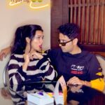 Akansha Chamola Instagram - Love is an ocean of emotions entirely surrounded by expenses🤑 .. . . . . . . . . . . . . . . . . . . . . . . . . . . . . . . . . . . . . #couplegoals #funnyreels #funnycouple #crazycouple #reelsinstagram #reelitfeelit #reelsindia #reelkarofeelkaro #gauravkhanna #Mr&mrskhanna #marriagediaries #couplestyle #datenight #love #happy #funny #cute #coupleoutfits