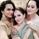 Akansha Chamola Instagram - A wedding worth remembering... @banerjeepuja ❤️ @kunalrverma . . . . . . . . . . . . . . . . . .. . . . . #destinationwedding #goa #weddingphotography #partygoals #squadgoals #friends #beach #indianwedding #crazynights