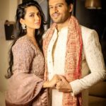 Akansha Chamola Instagram - This DIWALI as we light our diyas let's burn all the hatred n negativity and start treating every single being with KINDNESS and COMPASSION..Because FORTUNATE are the ones who hav learned to ADMIRE and not ENVY .... JAI SHRI RAM ।। Gaurav's 👔 by @designervivekgupta Akanksha's👗 by @@sonybridals Gaurav's 👞 by @designervivekgupta 📸 By @idreamzzs . . . . . . . . . . .. . . . . . . . . . . . .. .. . . . . .. . . . .. . #happysouls #happydiwali #festivevibes #festivalfashion #festivaloutfit #couplefashion #coupleofinstagram #couplegram #couplegoals❤ #gauravkhanna #Mr&Mrskhanna #marriedcouple #relationshipgoals #diwalivibes✨ #diwaliwishes #desigram