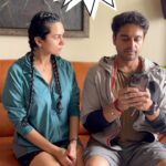 Akansha Chamola Instagram - ⚠️ we donot promote any kind of physical abuse ⚠️ This video is for entertainment only ….. so sit back n laugh it off …… This is a work of ART ……. Higlighting How predictible years of companionship can get ………. journey as a couple…… . . . . . . . . . . . . . #couplereels #crazycouple #funnycouple #cutecouples #reelgram #funnyreels #marriedlife #homesweethome #reelsinstagram #couplegram #lovestory #fightclub #slap #fails #funnyfails #comedy #comedyreels #cute #reelsindia #reelitfeelit #reelkarofeelkaro