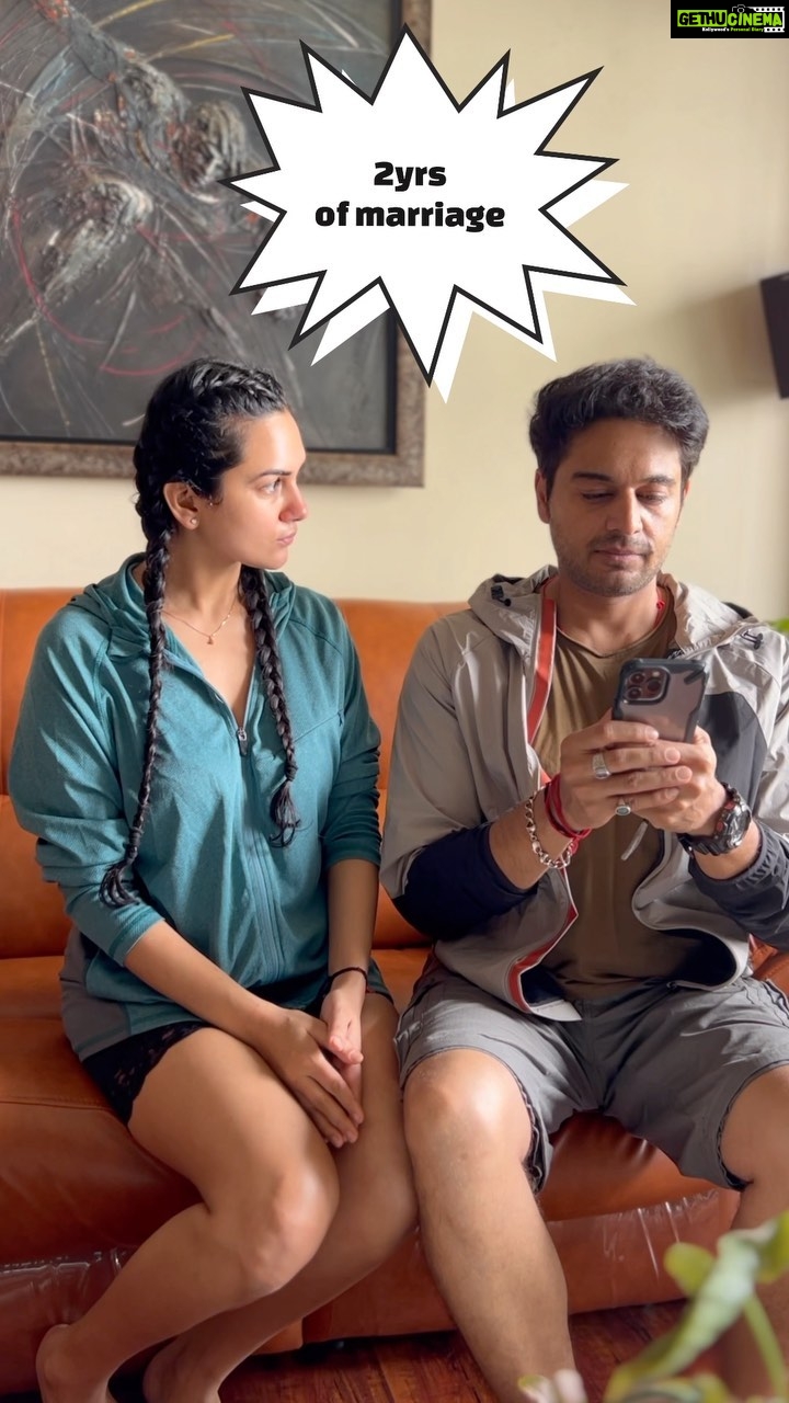 Akansha Chamola Instagram - ⚠️ we donot promote any kind of physical abuse ⚠️ This video is for entertainment only ….. so sit back n laugh it off …… This is a work of ART ……. Higlighting How predictible years of companionship can get ………. journey as a couple…… . . . . . . . . . . . . . #couplereels #crazycouple #funnycouple #cutecouples #reelgram #funnyreels #marriedlife #homesweethome #reelsinstagram #couplegram #lovestory #fightclub #slap #fails #funnyfails #comedy #comedyreels #cute #reelsindia #reelitfeelit #reelkarofeelkaro