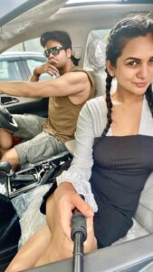 Akansha Chamola Instagram - Sorry Babe…. . . . But its my new car..😜😬😝🤪😂. #couplegoals #anujkapadia #marriage #marriagegoals #newcar #funnyreels #funnyvideos #funnycouples #crazycouple #reelgram #couplegram #prankreels #gauravkhanna #akankshakhanna #Mr&Mrskhanna #reelsindia #reelkarofeelkaro #reelitfeelit #laughing
