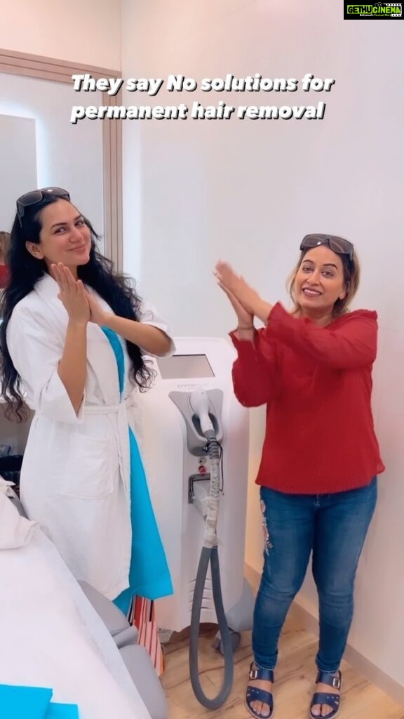 Akansha Chamola Instagram - Flaunting our advance laser in a fun way with @akankshagkhanna @drapratimgoel @cutis.in use the triple wavelength Primelase, Soprano Platinum and Titanium Lasers which are the safest and most effective laser for Indian skins. #unwantedhair #hairremoval #laser #permanenthairremoval #primelase #sopranoiceplatinum #sopranotitanium #akanshachamola #cutisskinsolution #cutisskinstudio #drapratimgoel