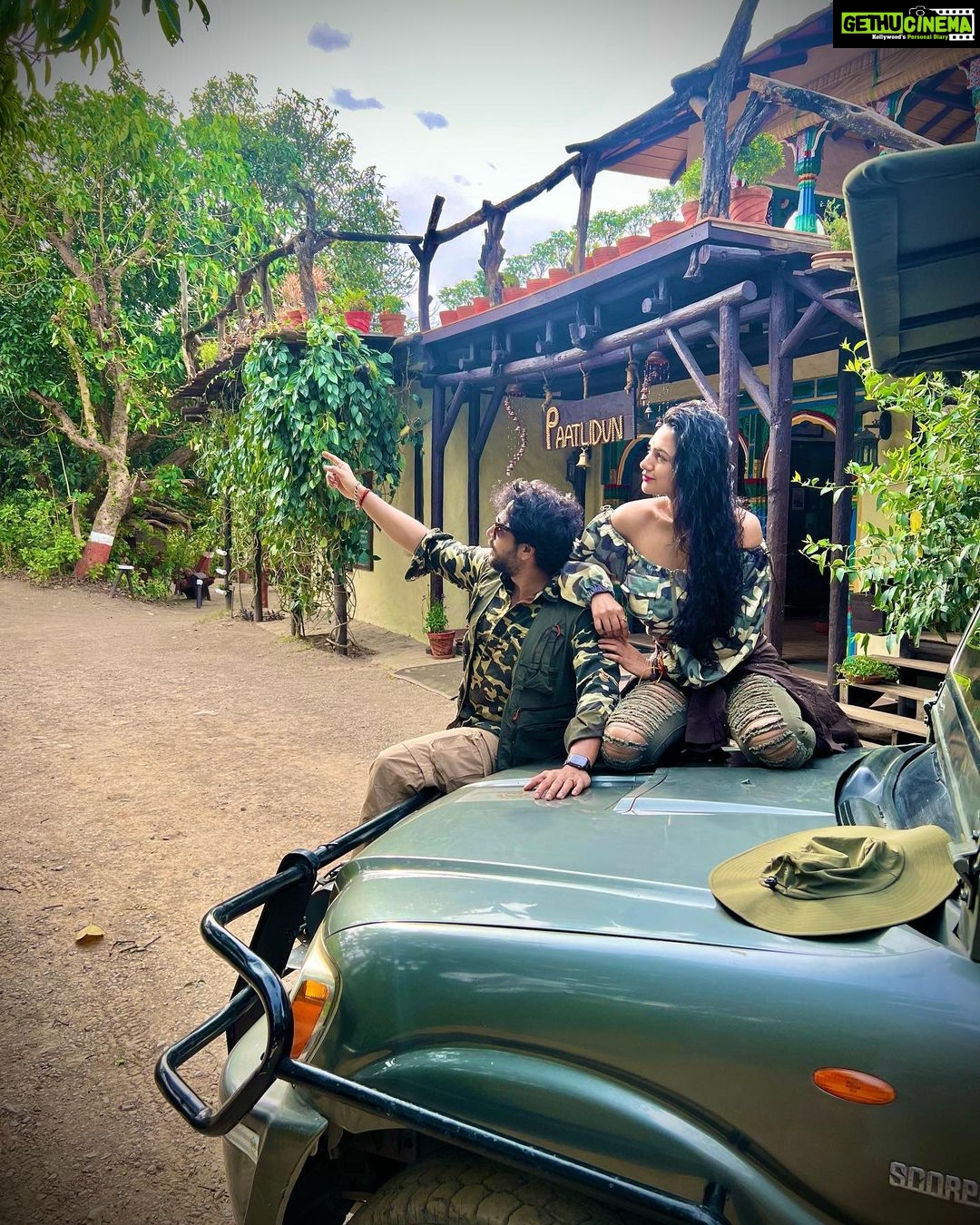 Akansha Chamola Instagram - Gaadi check ✅ ………. Sawari Check✅ ………… SAFARI check✅ …………….. Going Wild @paatlidun.safari.lodge #paatlidunsafarilodge #jimcorbettnationalpark . . . . . . . . . . . . . . . . . . . . . . . . . . #corbetttigerreserve #uttarakhand #pahadi #jimcorbett #staycation #travelgram #couplegram #tourism #travelinspiration #indiatravel #traveldiaries #travelindia #uttarakhandheaven #uttarakhandtourism #wildlifesafari #couplefashion #wanderlust #couplestyle Paatlidun Safari Lodge
