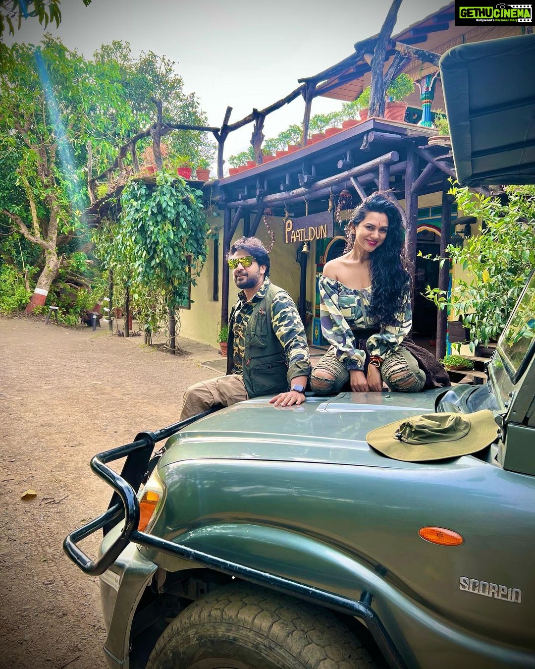 Akansha Chamola Instagram - Gaadi check ✅ ………. Sawari Check✅ ………… SAFARI check✅ …………….. Going Wild @paatlidun.safari.lodge #paatlidunsafarilodge #jimcorbettnationalpark . . . . . . . . . . . . . . . . . . . . . . . . . . #corbetttigerreserve #uttarakhand #pahadi #jimcorbett #staycation #travelgram #couplegram #tourism #travelinspiration #indiatravel #traveldiaries #travelindia #uttarakhandheaven #uttarakhandtourism #wildlifesafari #couplefashion #wanderlust #couplestyle Paatlidun Safari Lodge