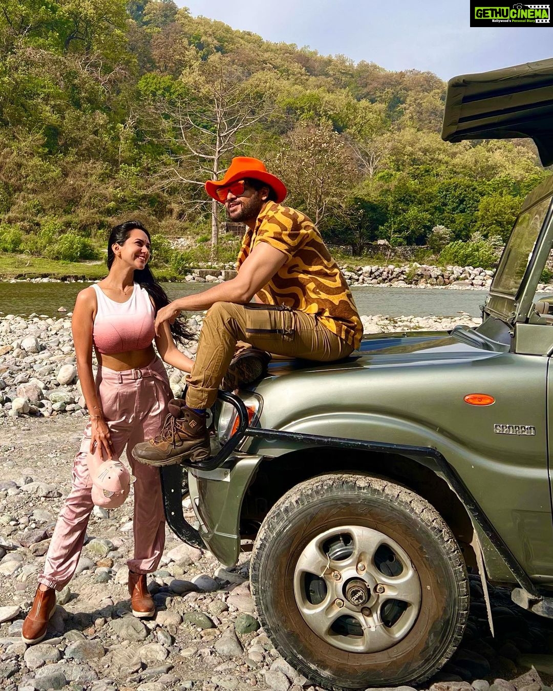 Akansha Chamola Instagram - Devbhoomi mai aapka swagat hai @gauravkhannaofficial kosi river picnic @paatlidun.safari.lodge #paatlidunsafarilodge #jimcorbettnationalpark . . . . . . . . . . . . . . . . . . . . . . . . . . . . . . . . . . . . . . . . . . #kosiriver #uttarakhand #gadwali #pahadi #devbhoomi #uttarakhandheaven #jimcorbett #staycation #travelgram #couplegram #indiangirl #tourism #travelinspiration #indiatravelgram #indiatravel #proudindian #couplegoals #couplephotography #couplefashion #outfitinspiration #couplestyle #powercouple #traveldiaries #travelindia Paatlidun Safari Lodge