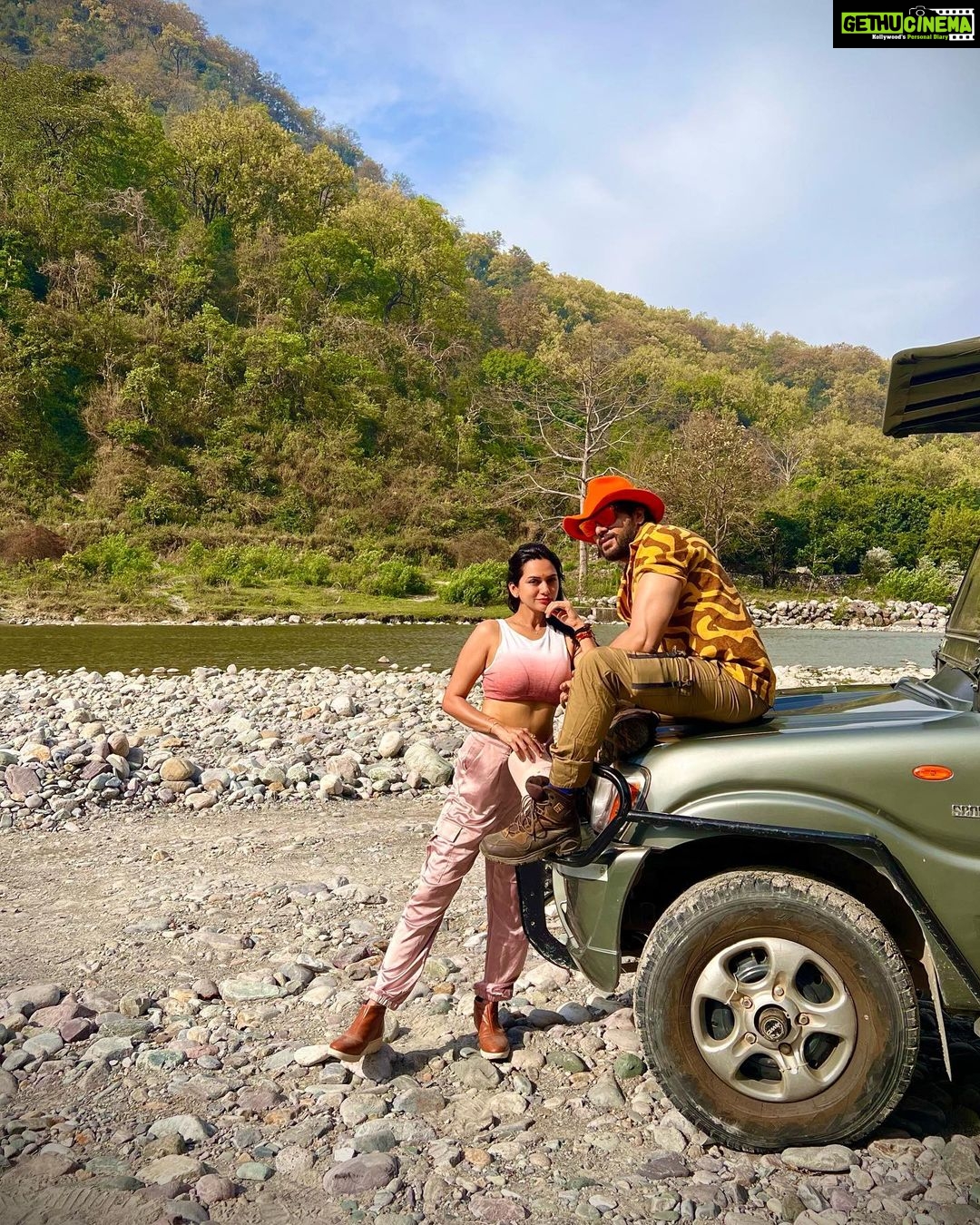 Akansha Chamola Instagram - Devbhoomi mai aapka swagat hai @gauravkhannaofficial kosi river picnic @paatlidun.safari.lodge #paatlidunsafarilodge #jimcorbettnationalpark . . . . . . . . . . . . . . . . . . . . . . . . . . . . . . . . . . . . . . . . . . #kosiriver #uttarakhand #gadwali #pahadi #devbhoomi #uttarakhandheaven #jimcorbett #staycation #travelgram #couplegram #indiangirl #tourism #travelinspiration #indiatravelgram #indiatravel #proudindian #couplegoals #couplephotography #couplefashion #outfitinspiration #couplestyle #powercouple #traveldiaries #travelindia Paatlidun Safari Lodge