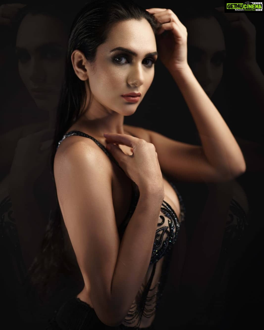 Akansha Chamola Instagram - ✨Sensuality begets aesthetics✨ 📸@vivanbhathena_official 💄@tejasshahmakeuporiginal 👗@riwaaya.official 💇♀️@hairstylist_jennny . . . . . . . . . . . . . . . . . . . . . . . . .. . . . . . . . . . . . . . .. . . . . . . . . . . #ootd #pictureoftheday #fashionphotography #portraitphotography #fashiondiaries #lookbook #fashionshoot #fashiongram #bridalcouture #desiswag #sensuality #instadaily #newpost #stylegram #styleinspo #slayallday #instalook #instamakeup #instaface #wethair #beautytime #insrapretty #blacklehenga #lehenga #indianwear #trending