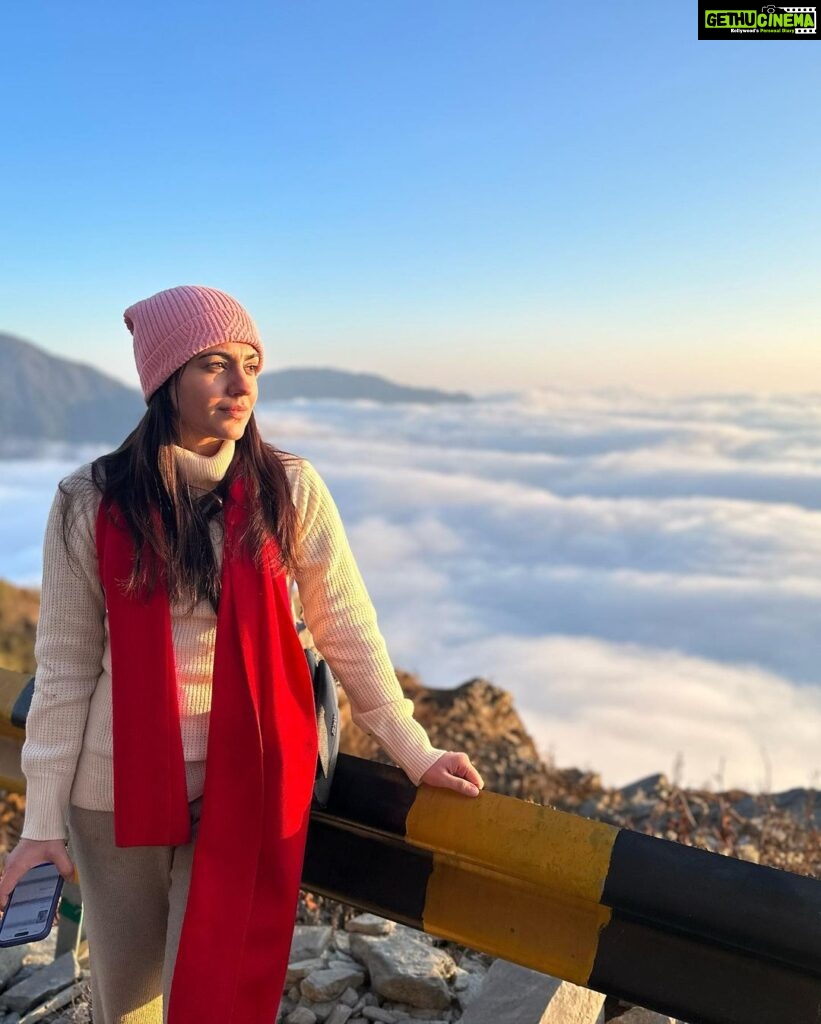 Aksha Pardasany Instagram - Over the clouds. Quite literally. Witnessed magic before my eyes ❤️ Nathula Pass, Indo - China Border 14,140ft