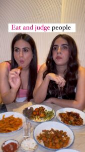 Aksha Pardasany Instagram - Tag that tu nai jaa rahi toh main bhi bhana maar deti hoon  wala partner 👯‍♀️💕

#friendship #girls #reelsinstagram #funnyvideos #reels #shirinsewani#akshapardasany