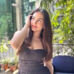 Aksha Pardasany Instagram – Summering 🌸