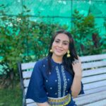 Aksha Pardasany Instagram – Wish your day was as pretty as my jhumkas ☘️

#shoot #shootdiaries