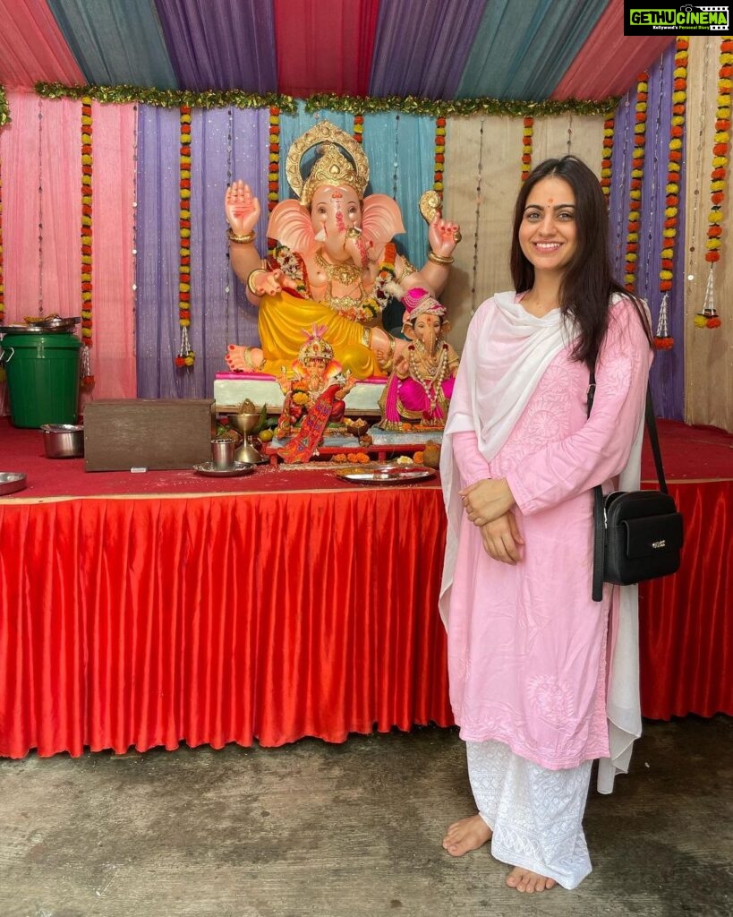 Aksha Pardasany Instagram - Ganpati Bappa Morya ❤️