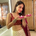 Aksha Pardasany Instagram - And the lights are on 🪔