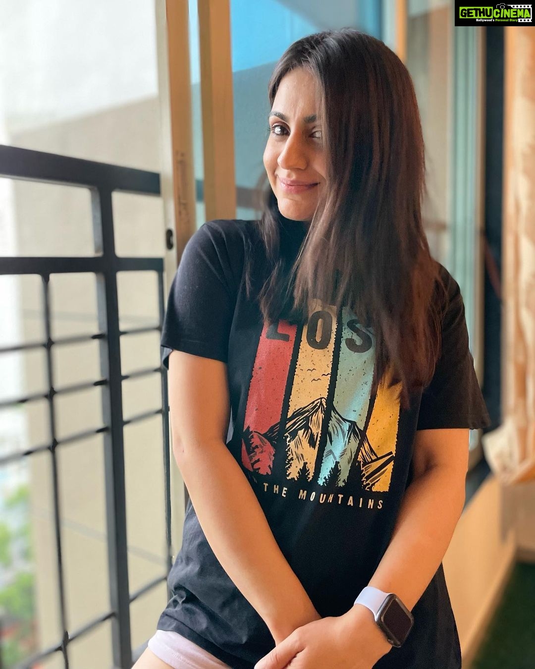 Aksha Pardasany Instagram - Finding myself. Pretty good place to be ❤️