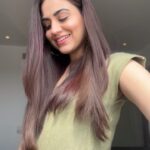 Aksha Pardasany Instagram - Lip syncing to your own voice hits differently ❤️ More so when the song is trending on Instagram! #playback #ShubhNikah #film #song #grwm #reel #makeup #charlottetilbury #mac #clinique Delhi, India