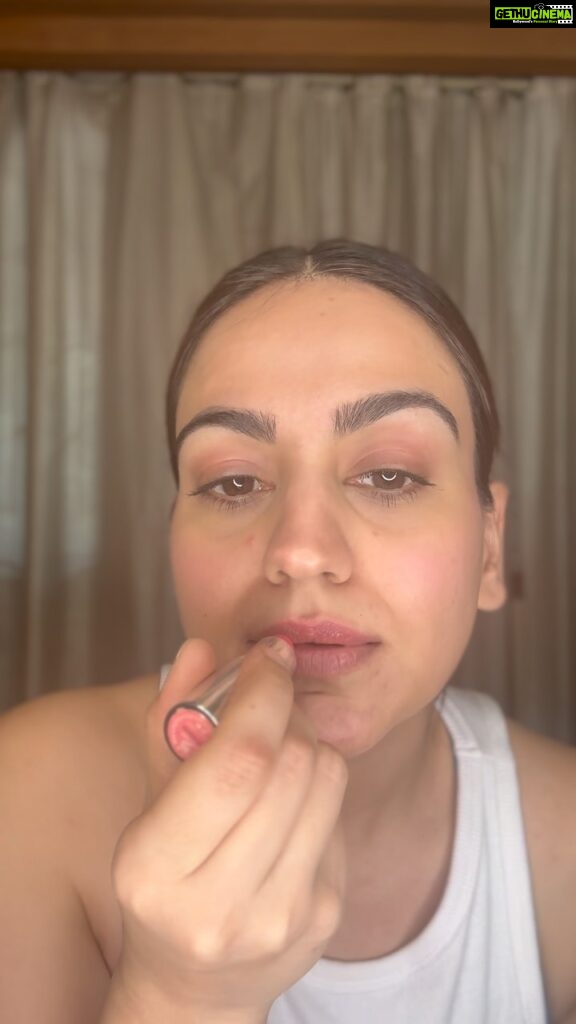 Aksha Pardasany Instagram - How I do my own make up when I have only 5 minutes to get ready ❤️ #grwm #reels #makeup #charlottetilbury #clinique