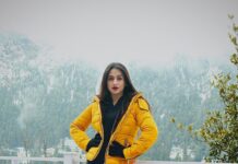 Aksha Pardasany Instagram - Here’s bringing Zoya Faraz to you’ll soon. Shubh Nikah trailer on 23rd February ❤️ @shubhnikah_themovie @iamrohitvikkram.in @arsh.sandhu.official @arshadsiddiqui_official @iarshe_siddiqui @boranagarima @brandexmusic