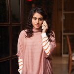 Aksha Pardasany Instagram - The 90’s hair and oh, Shivani Bhatnagar ❤️ #KathmanduConnection #90sfashion #shivanibhatnagar