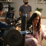Aksha Pardasany Instagram - BTS Shivani Bhatnagar ❤️ Kathmandu Connection streaming exclusively on @sonylivindia #kathmanduconnection #kathmanduconnectiononsonyliv #KathmanduConnection2