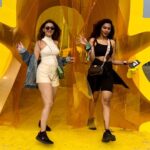 Akshara Gowda Instagram - Here’s to the nights that turned into mornings, and friends that turned into family ♥️ 📍 @lollaindia . . #friends #friendslikefamily #ihaveyourback #musicfestival #musicfest #lollapalooza #musicfestivaloutfit #musicfestivalseason #mumbaidiaries #mumbailife #bestiesforlife #bestieforever #browngirl #browngirlblogger #girlswannahavefun