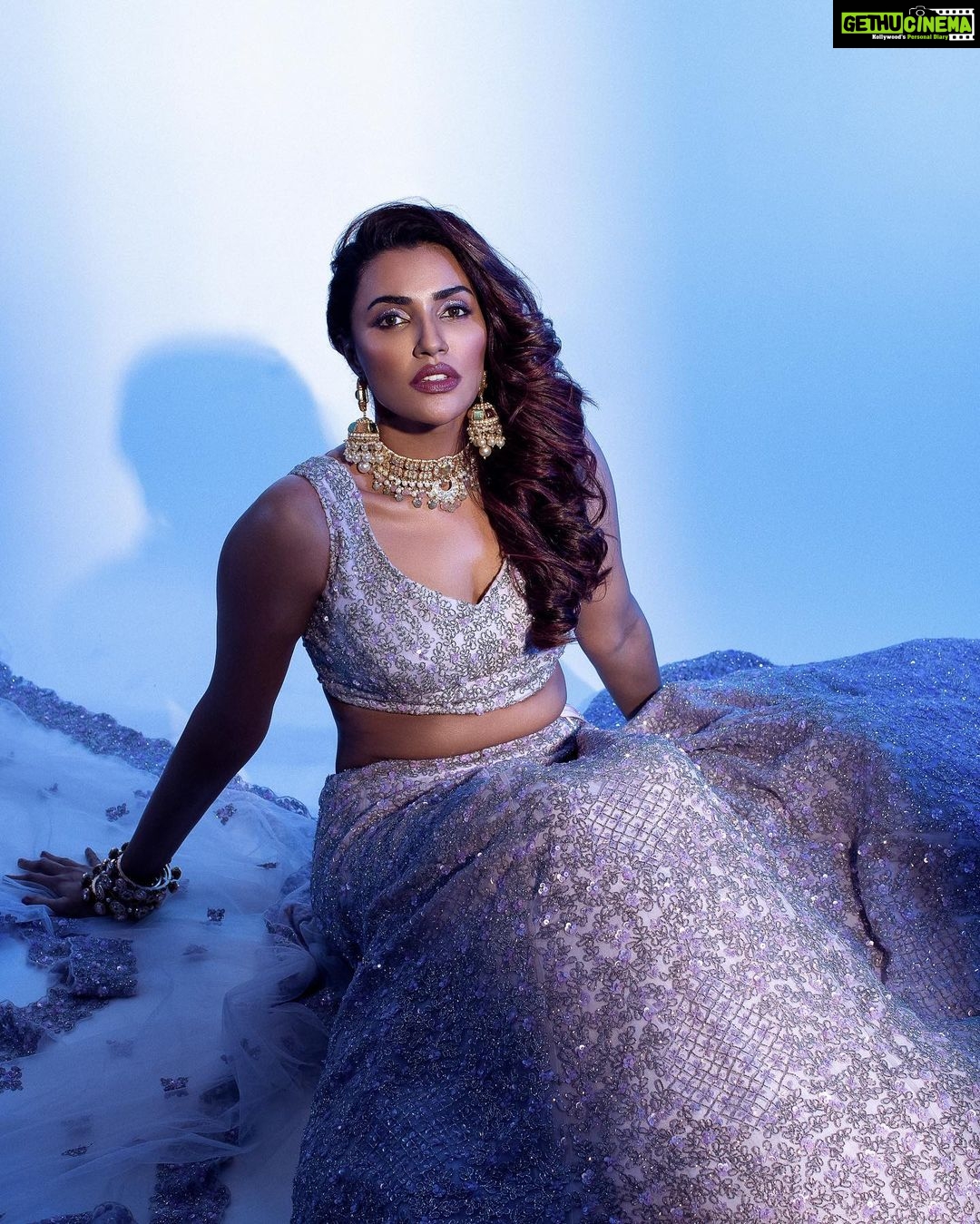 Akshara Gowda Instagram - Cocktail 🍹 Photography: @girish_rajput_photography Retouch / post : @poseidon11__ Makeup : @manjiri_trivedi Hair: @priya_annareddy Stylist : @jaadu_sidhu Wearing: @kalighataindia , Jewellery: @zevar_geeta Location courtesy: @studio211mumbai Shoot coordinated : @sumbul_enroute #coffeelover #skincare #aksharagowda #stylishtamilachi #aksharagowdabikki #stylishtamizhachi #dancing Studio 211