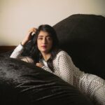 Akshara Haasan Instagram - Beanie baby. 📸 @thereubenellisss Makeup @tush_91 Hair @sankpalsavita