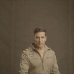 Akshay Kumar Instagram - The countdown has begun ⏳ Just one day to go! Our fashion brand #ForceIX, launching tomorrow! Only on @myntra @forceixofficial #EngineeredWithEmotion